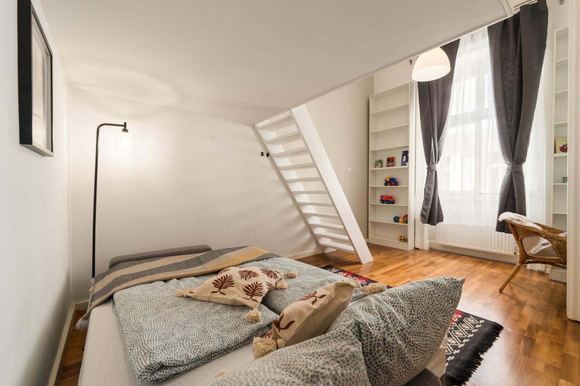 Spacious Apartment By Opera Budapest Exterior photo