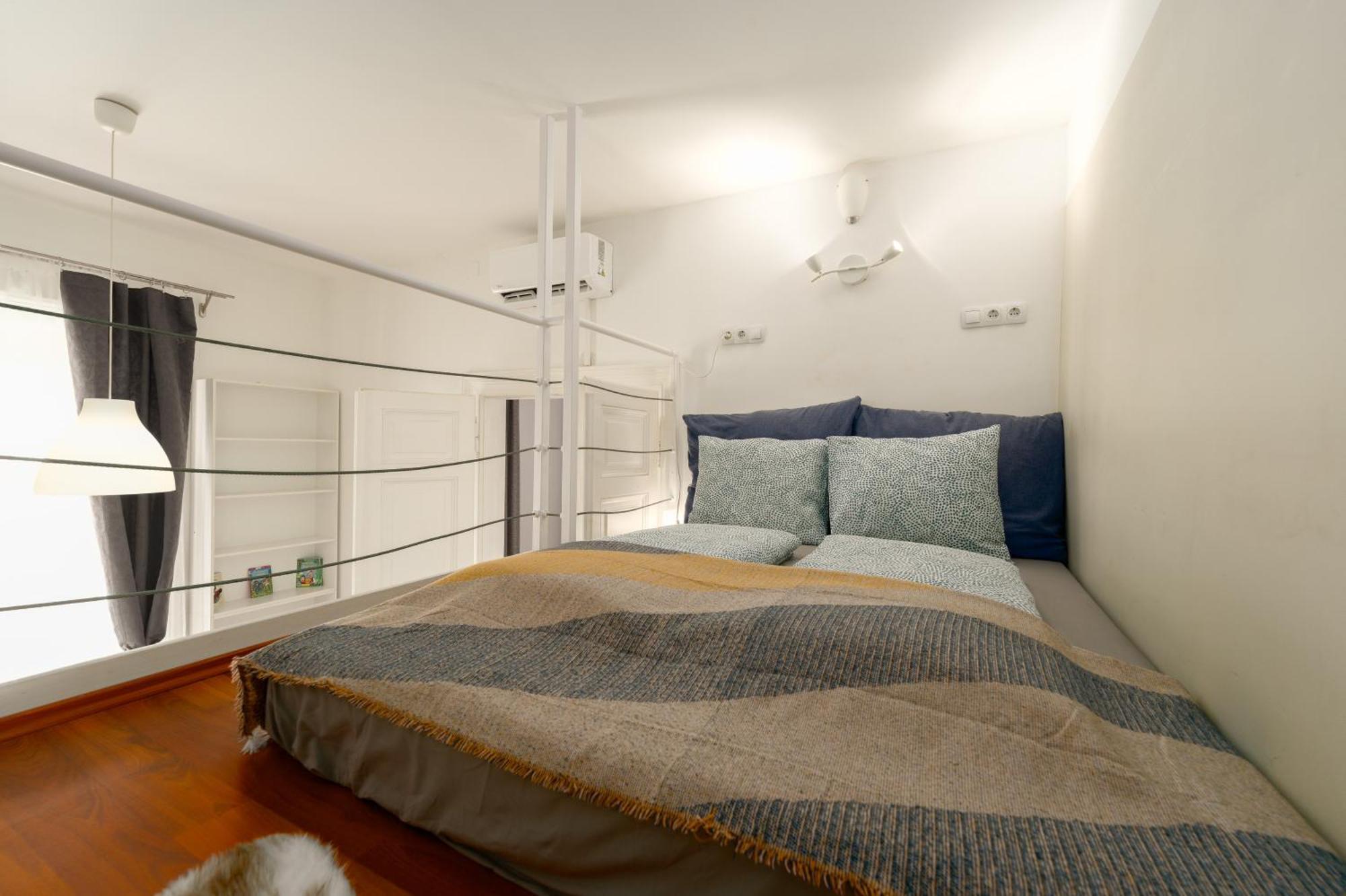 Spacious Apartment By Opera Budapest Exterior photo